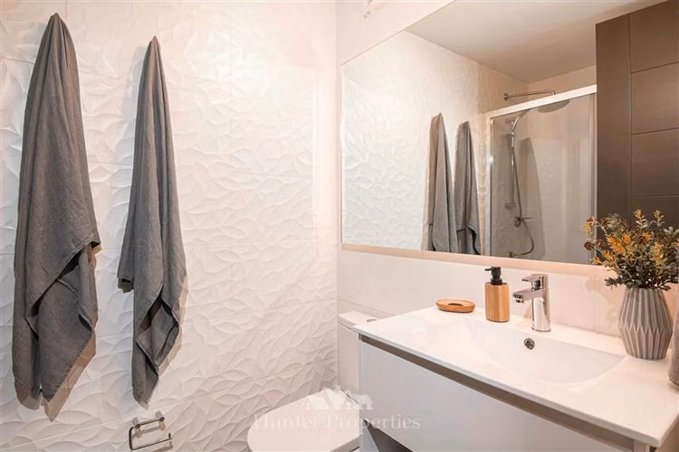 Dpto en venta 1D-1B-1E, piscina, gym, quincho en Las Condes