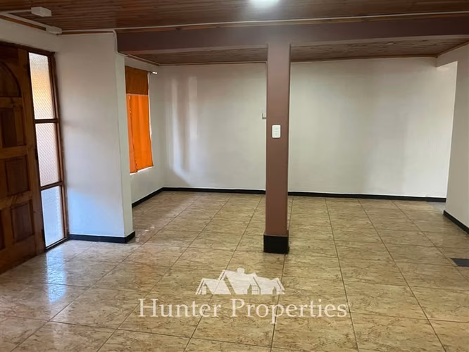 Casa ampliada en venta de 7D 3B. 90M2 en sector Sur de Talca