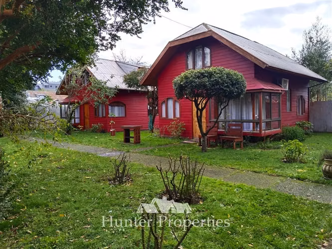 Locales Comerciales / Hostal / Cabañas venta en Pucón