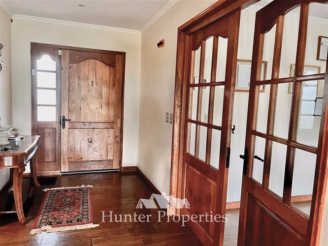 Parcela en venta en Talca, con casa, piscina, solida, 300M2