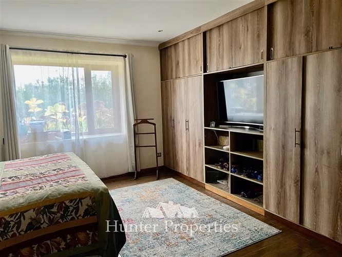 Parcela en venta en Talca, con casa, piscina, solida, 300M2