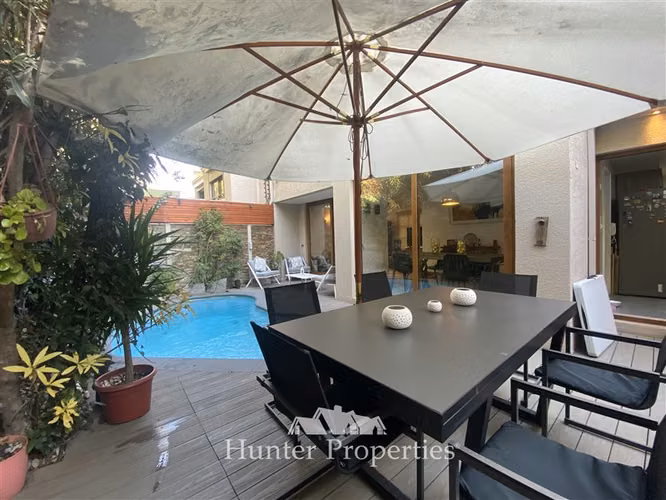 Casa en venta de 5 dorm. en La Reina - Imagen 1