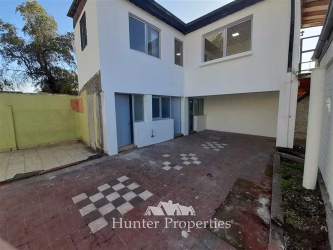 Casa en venta de 5 dorm. en San Miguel