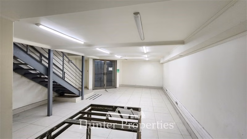 Local Comercial y Galpón en VENTA, Recoleta