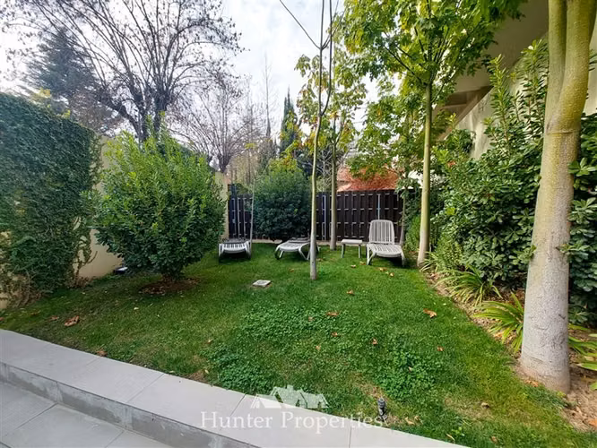Dpto venta 2D-2B más Servicio piscina gimnasio, Lo Barnechea