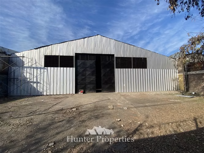 Bodega en arriendo en Camino Melipilla- Exposición