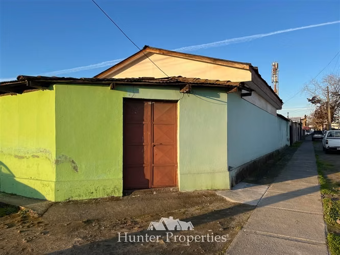 Casa antigua muy bien ubicada en venta de 582 M2. en Talca