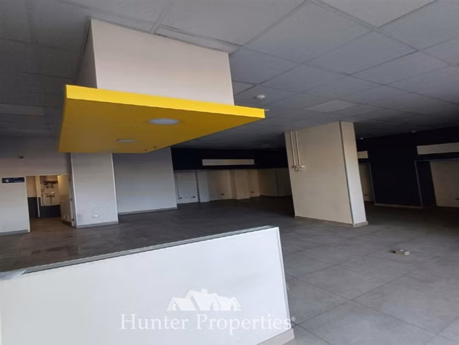 Local Comercial 125M2 Minimarket en arriendo en Santiago