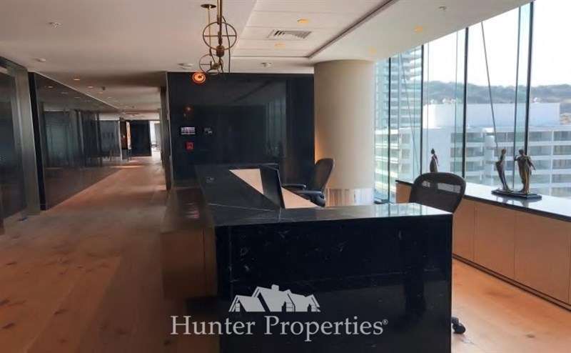 Oficina habilitada 510 m2 mas terraza San Damian Vitacura