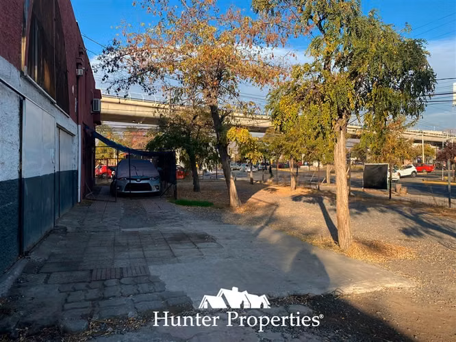 TERRENO COMERCIAL en venta en La Florida V. Mackenna