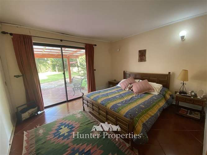 Casa en venta de 5 dorm. en Mostazal La Punta