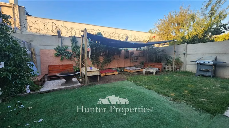 Casa en venta de 3 Dor, Estancia Liray. Colina