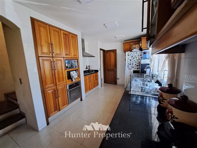 Casa en venta de 5 dorm. en Las Condes - Imagen 8