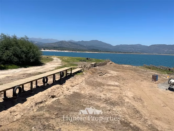 Sitios y casas exclusivas en venta cond. Mirador Alto Colbún