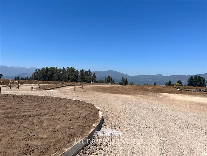 Parcela condominio urbano privado en venta en el Lago Colbún