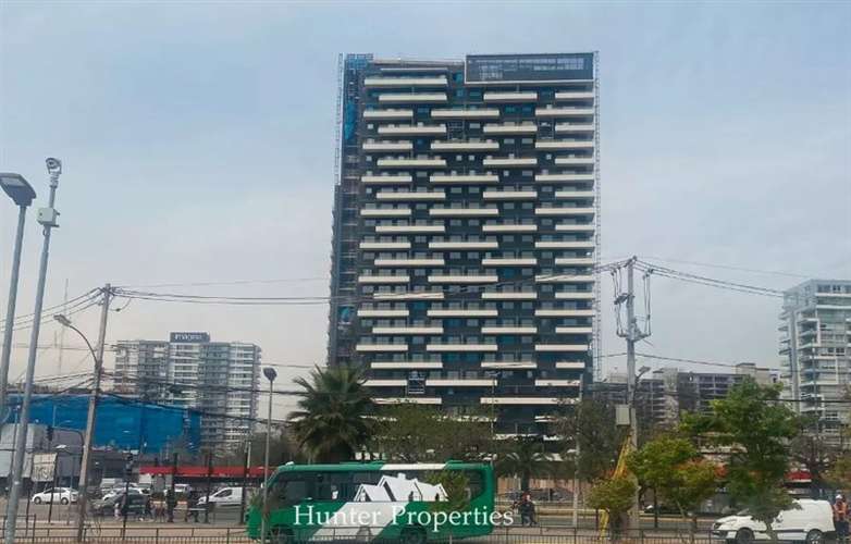 Local Comercial 129 M2 Nuevo. Matta/San Eugenio, Ñuñoa