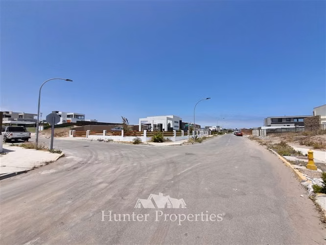 OPORTUNIDAD Casa 3D 3B Condominio seguridad Serena Golf - Imagen 18