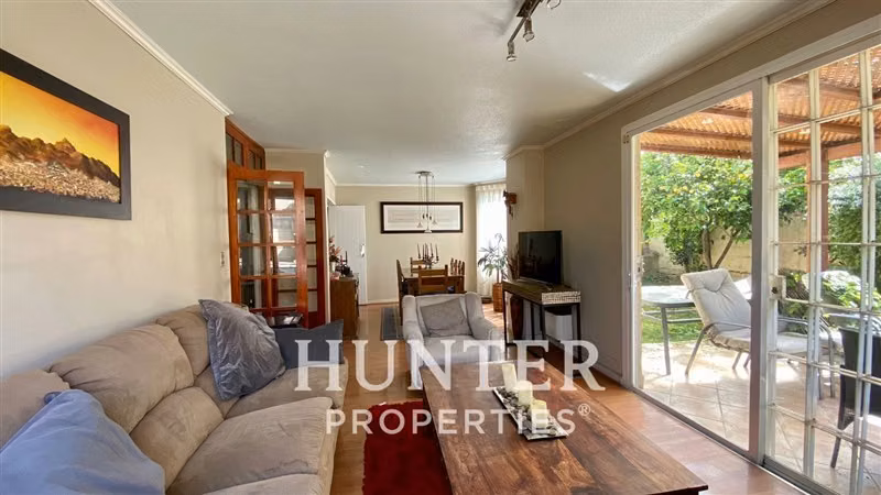 Casa Condominio venta de 4 dorm. en Peñalolén Parque Quilin