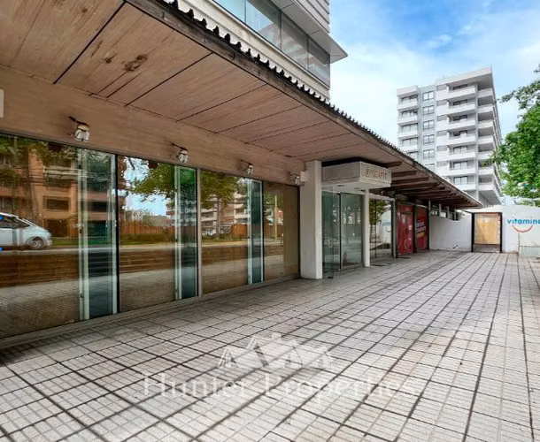 Local Comercial 256M2 habilitado Mall Alto Las Condes