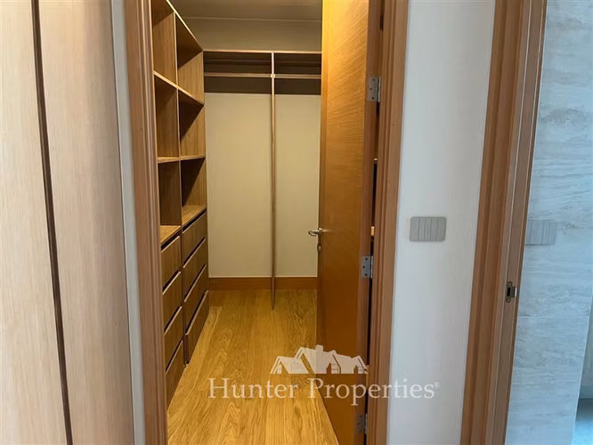 Lujoso Dpto. en venta de 4D + Sala de Estar en las Rastras.