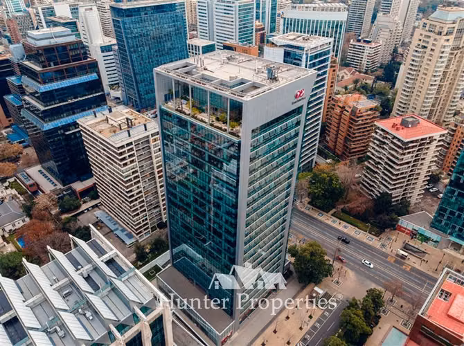 Oficina en arriendo en Las Condes Metro Alcantara