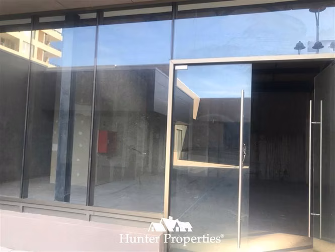 Nuevo, moderno y amplio Local Comercial venta centro Talca