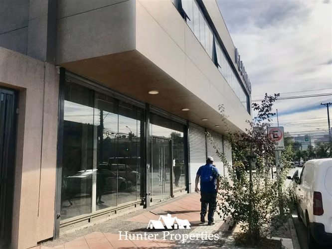 Nuevo, moderno y amplio Local Comercial venta centro Talca