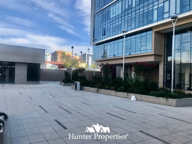 Nuevo, moderno y amplio Local Comercial venta centro Talca
