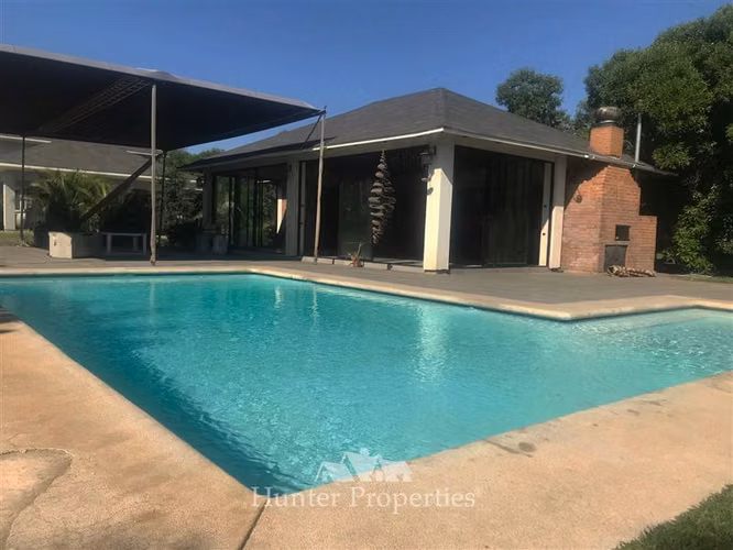 Casa en venta en oferta de 5D 5B de 579 M2 en Unihue Talca