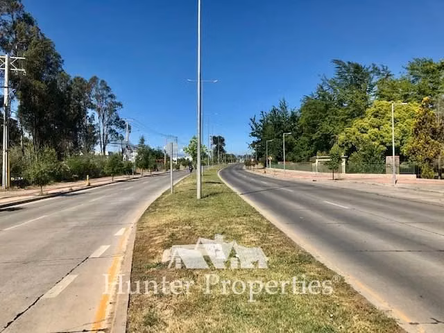 Terreno de perfil Industrial en venta Av. Lircay en Talca