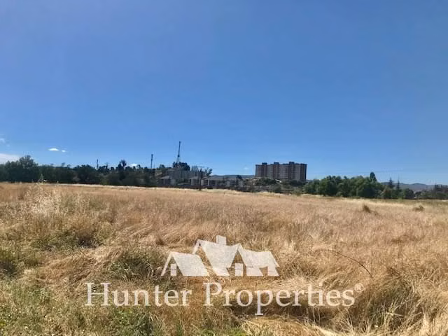Terreno de perfil inmobiliario 2,2 Ha. Valles del Country