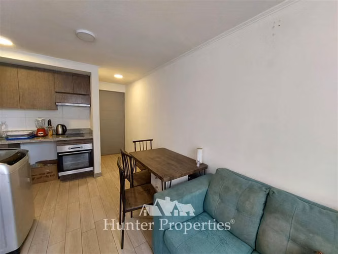 Departamento en venta de 1D y 1B más piscina. en La Cisterna