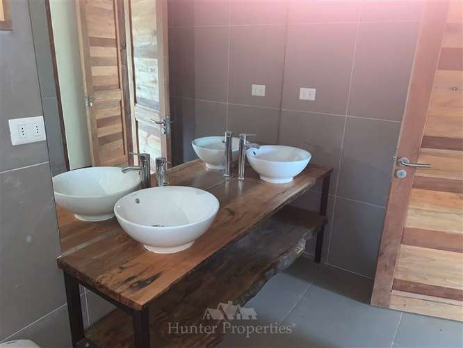 Casa en venta de 4 dorm. en Pichilemu