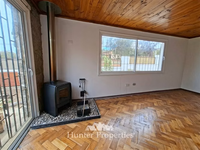 En Venta De 3 Dorm. En Algarrobo