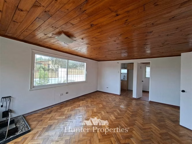 En Venta De 3 Dorm. En Algarrobo