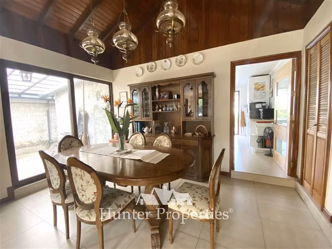 Casa venta de 4 dorm piscina en La Reina Príncipe de Gales - Imagen 18