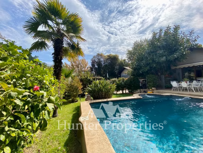 Casa venta de 4 dorm piscina en La Reina Príncipe de Gales