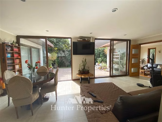 Casa venta de 4 dorm piscina en La Reina Príncipe de Gales - Imagen 29