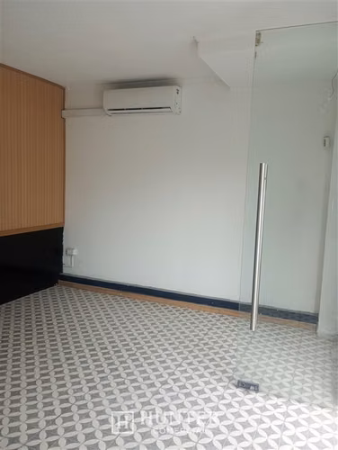 Local Comercial 67 M2 extraccion , Providencia - Imagen 3