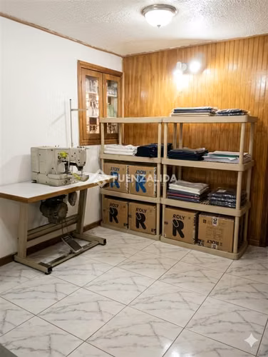 Casa en venta de 3 dorm. Metro Laguna Sur. Pudahuel