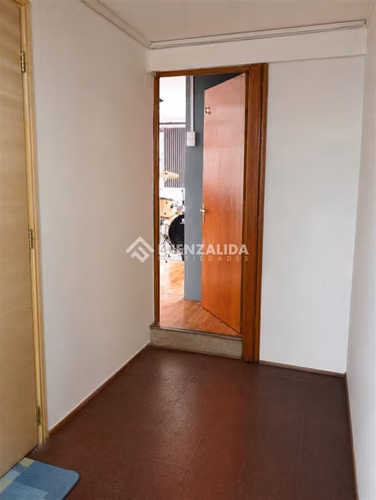 Casa en venta de 3 dorm. Metro Laguna Sur. Pudahuel