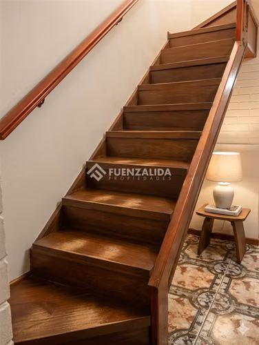 Casa en venta de 3 dorm. Metro Laguna Sur. Pudahuel