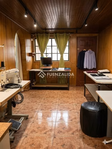 Casa en venta de 3 dorm. Metro Laguna Sur. Pudahuel