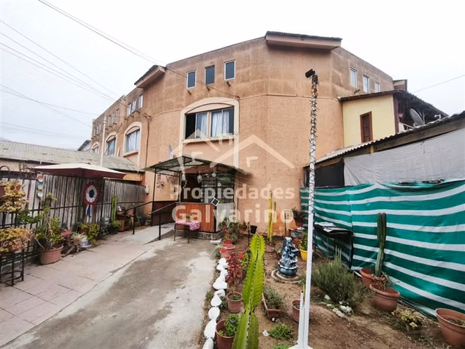 Casa en venta de 4 dorm. en Coquimbo