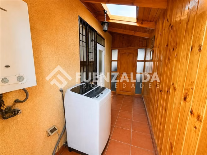 Casa en venta de 3 dorm. en Maipú
