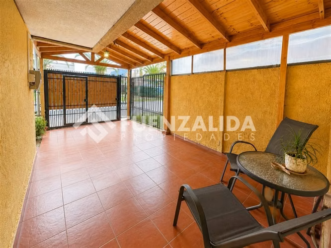 Casa en venta de 3 dorm. en Maipú