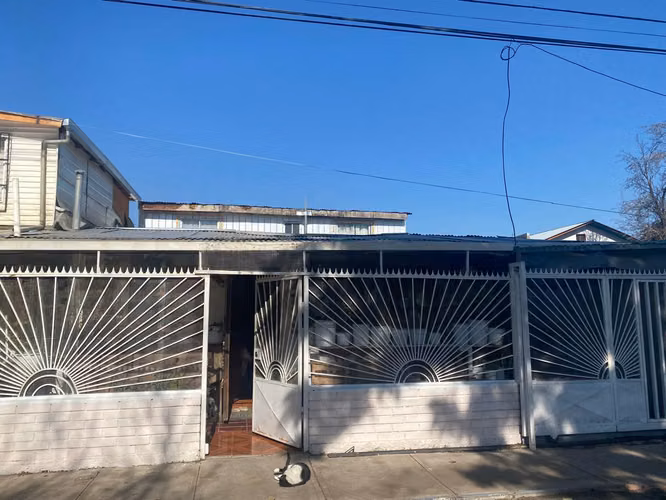 En Venta Casa Con Departamento Independiente