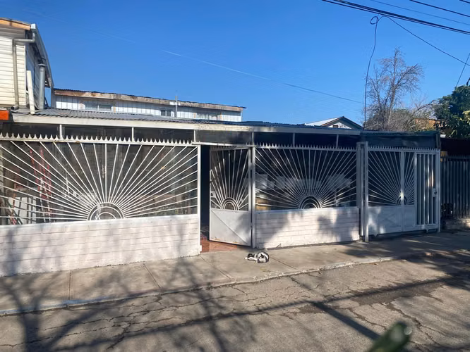 En Venta Casa Con Departamento Independiente