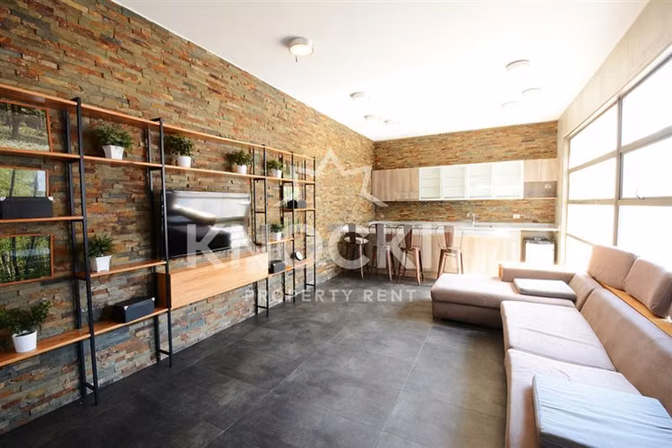 Arriendo Departamento con Balcón 2D2B Estacion Central
