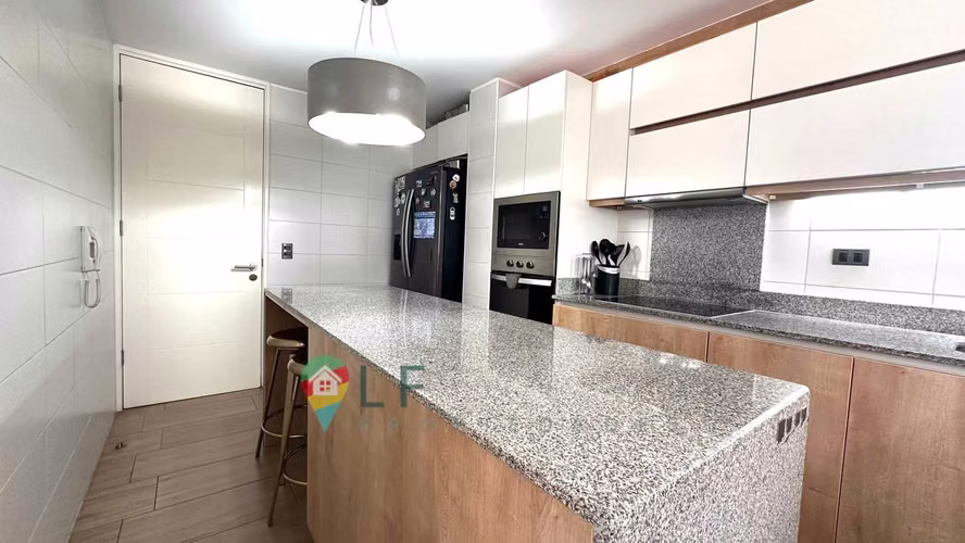 DPTO EN HUECHURABA, CONDOMINIO FULL (165645)